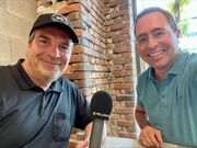 Beitragsbild zu Podcast-Interview mit Derek Finke zum Thema maßgeschneiderte Entlohnungssysteme für Autohäuser